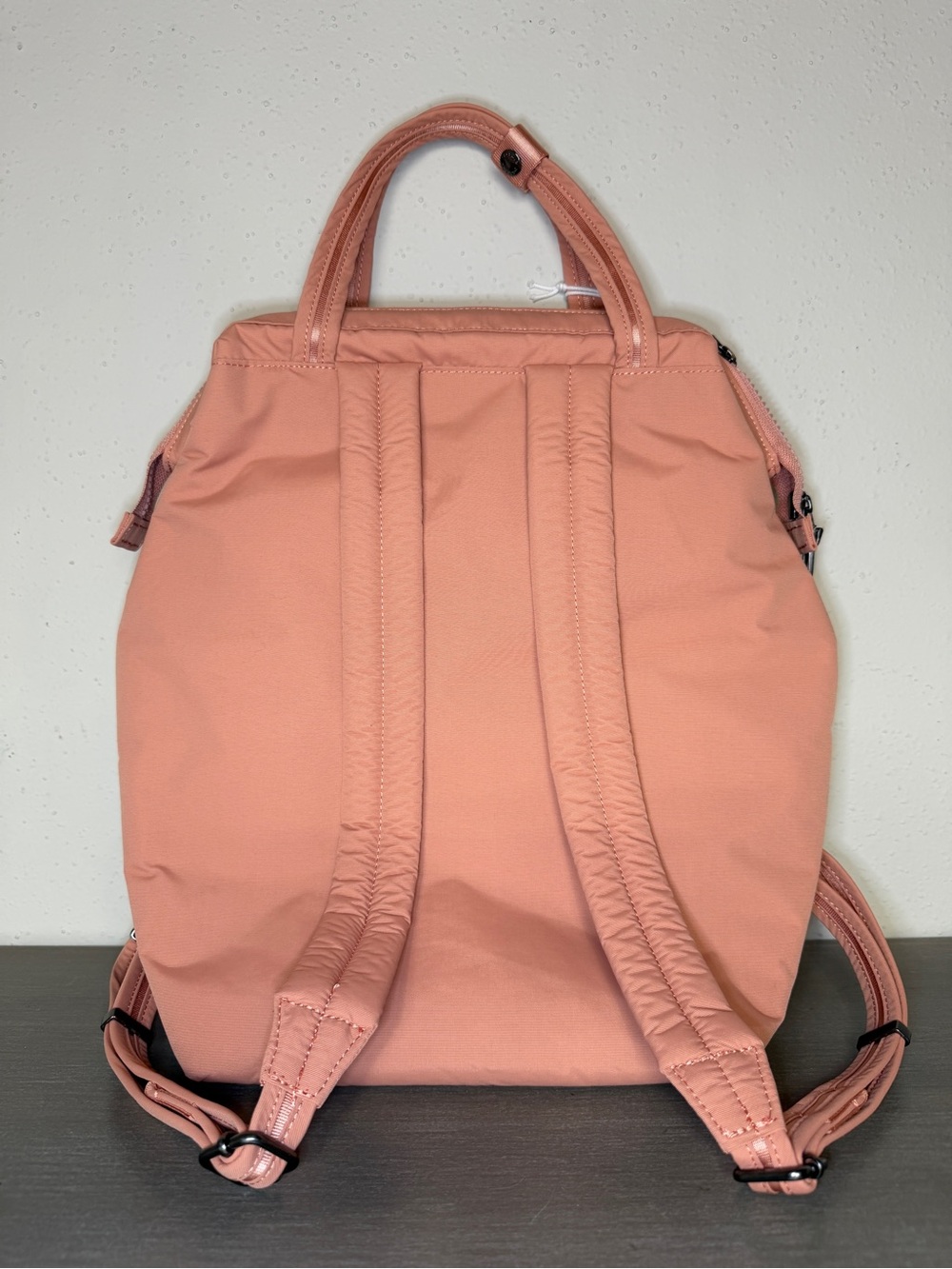 Pacsafe Citysafe CX Anti-Theft Mini Backpack 11L Econyl Rose Gold New With Tags - Picture 3 of 9